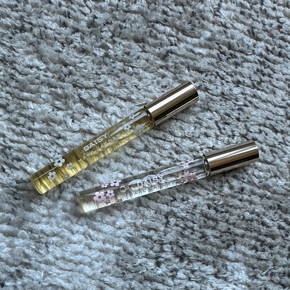 Marc Jacobs Daisy Rollerball (2)
